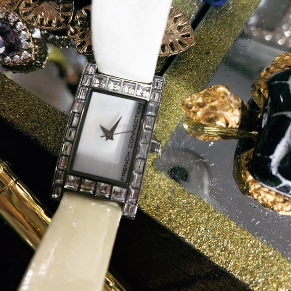French Connection watch with ivory leather strap. Mother of Pearl face. - Picture 6 of 8